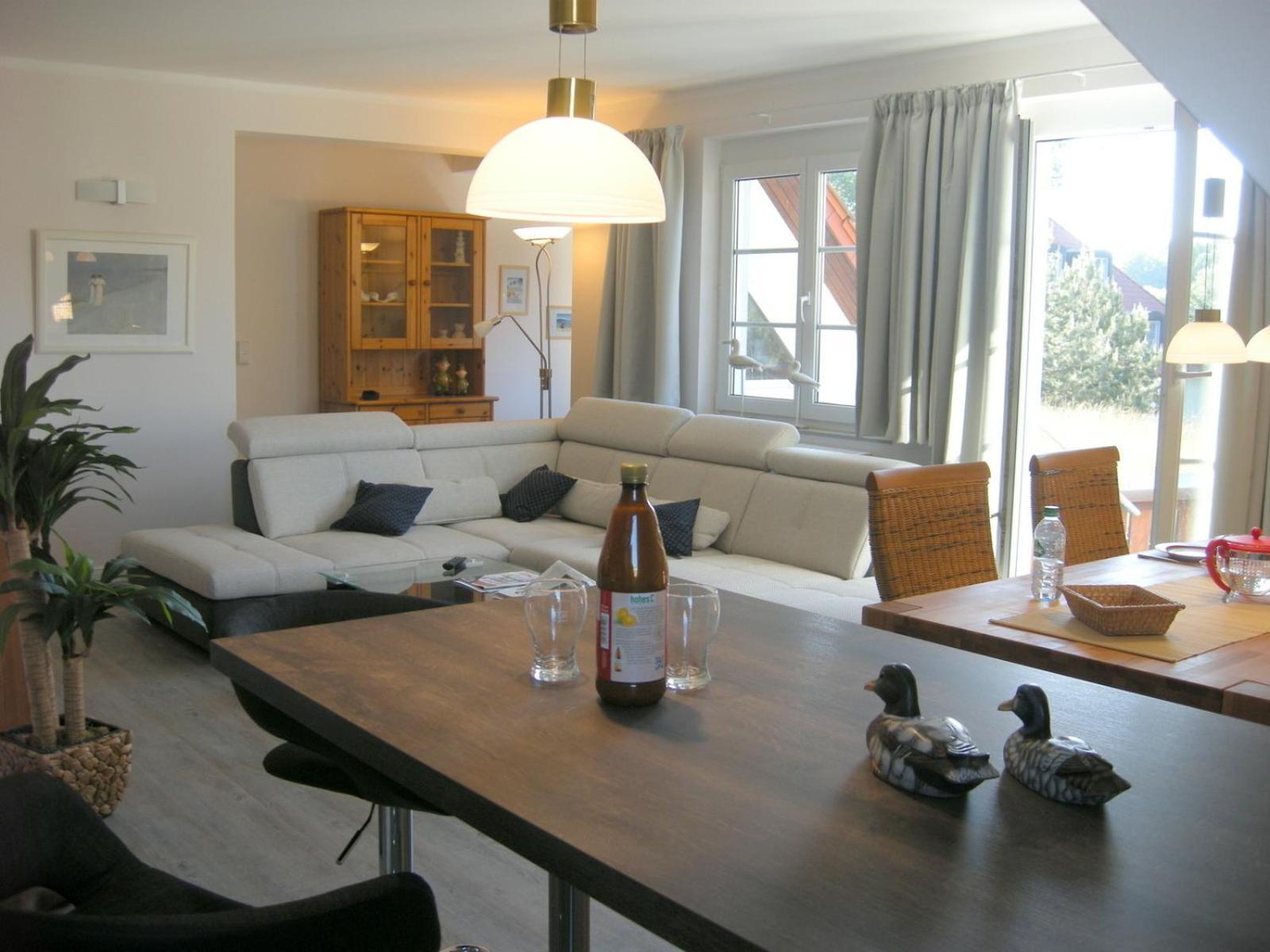 Resi F7 Apartment เพรโรว์ ภายนอก รูปภาพ